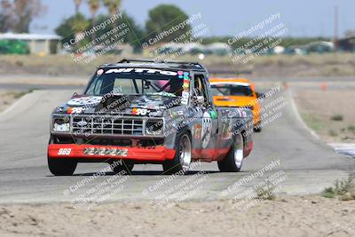 media/Sep-28-2025-24 Hours of Lemons (Sun) [[5dfe0e5f6e]]/11am (Cotton Corners)/
